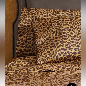 HOME TREASURES - KENYA King Neiman Marcus